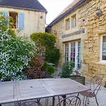 Semesterbostad Geraeumiges Haus - Glueck In Unserem Pre By Interhome Sainte-Mondane