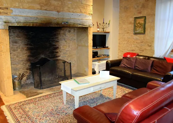 Geraeumiges Haus - Glueck In Unserem Pre By Interhome * Sainte-Mondane