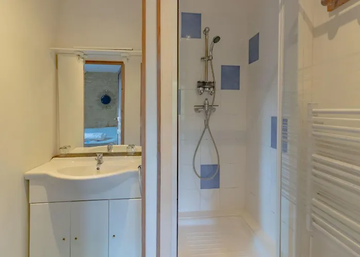 Casa vacanze Geraeumiges Haus - Glueck In Unserem Pre By Interhome